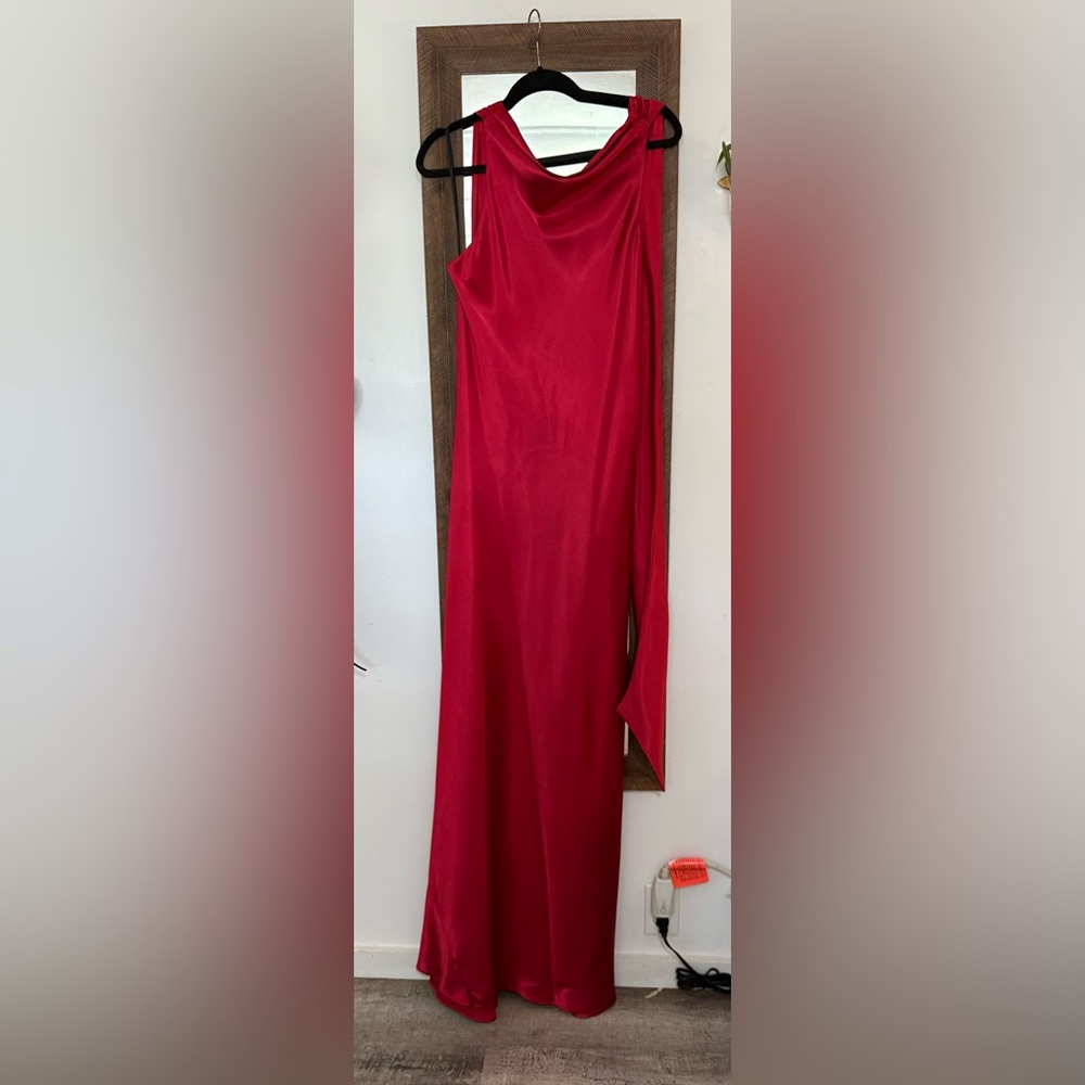 Betsy & Adam Red Backless Dress - Picture 3 of 6
